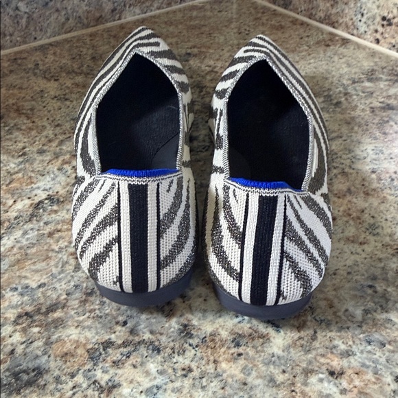 Rothy's The Point Shimmer Zebra Women's Knit Ballet Flats Cream/Gray Size 10 - Picture 4 of 7
